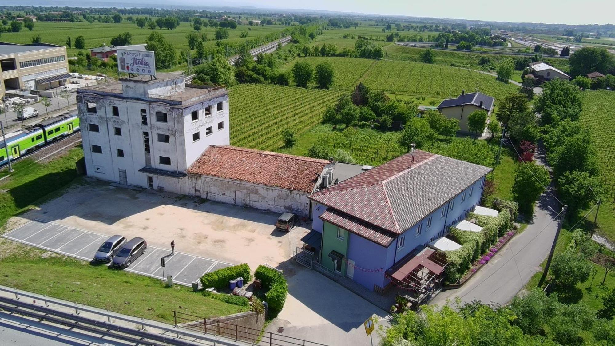 Albergo Trattoria Italia Desenzano del Garda Eksteriør billede